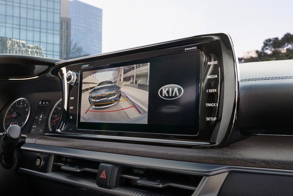 Backup camera view on the 2022 Kia K5 Infotainment System