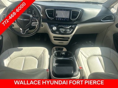 2019 Chrysler Pacifica Touring L