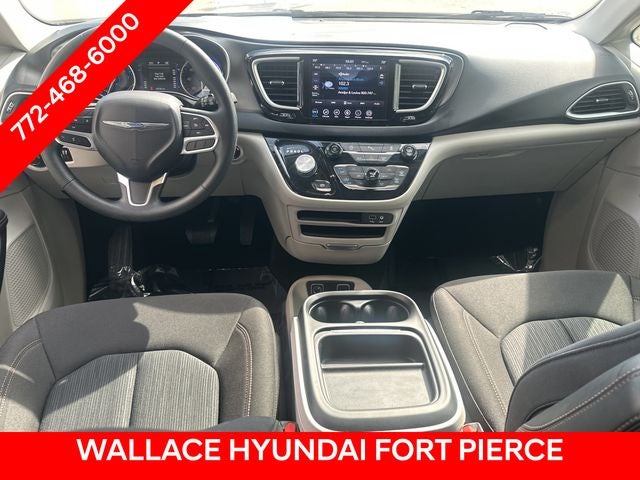 2020 Chrysler Pacifica Touring
