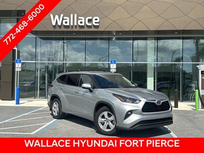 2022 Toyota Highlander Hybrid LE