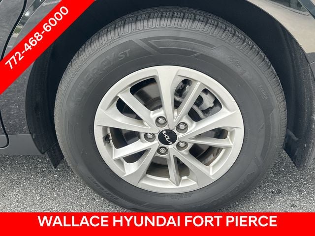 2022 Kia Carnival LXS