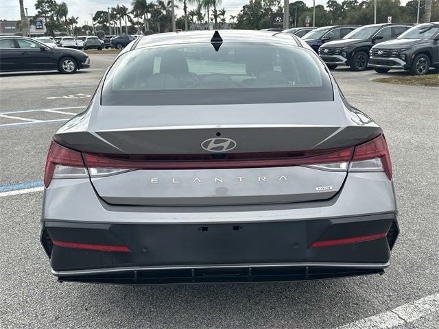 2024 Hyundai Elantra Hybrid Limited