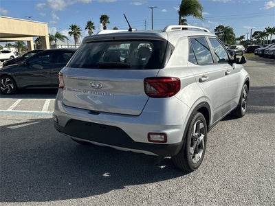 2023 Hyundai Venue SEL