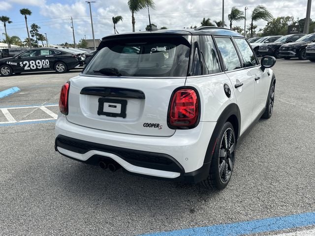 2024 MINI Cooper S Signature