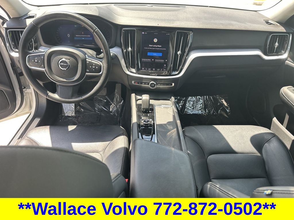 2024 Volvo S60 B5 Core Dark Theme