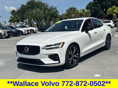 2024 Volvo S60 B5 Core Dark Theme