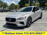 2023 Volvo S60 B5 Plus Dark Theme