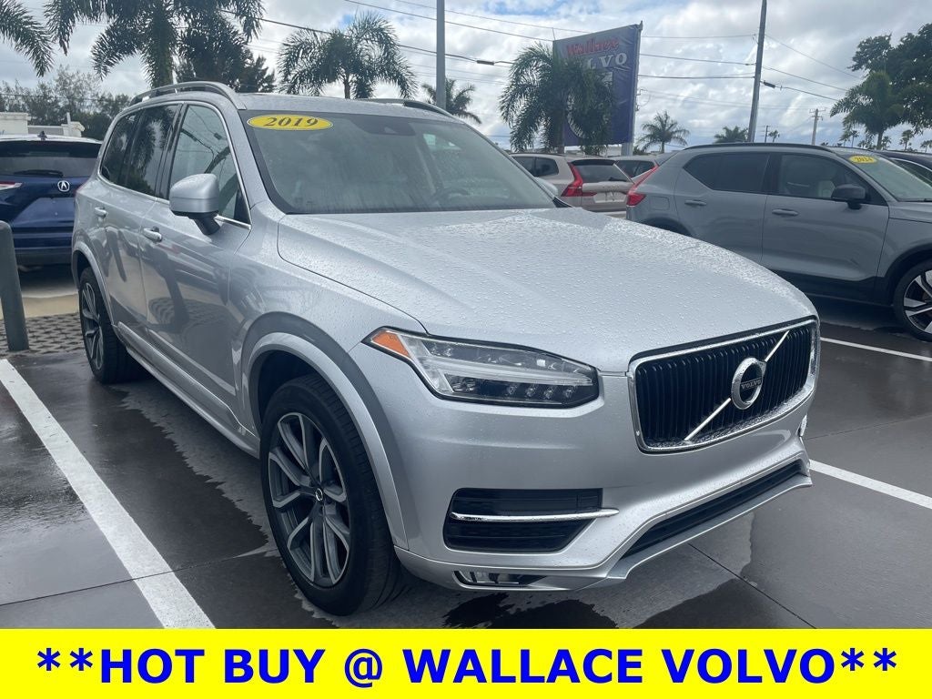 2019 Volvo XC90 T5 Momentum