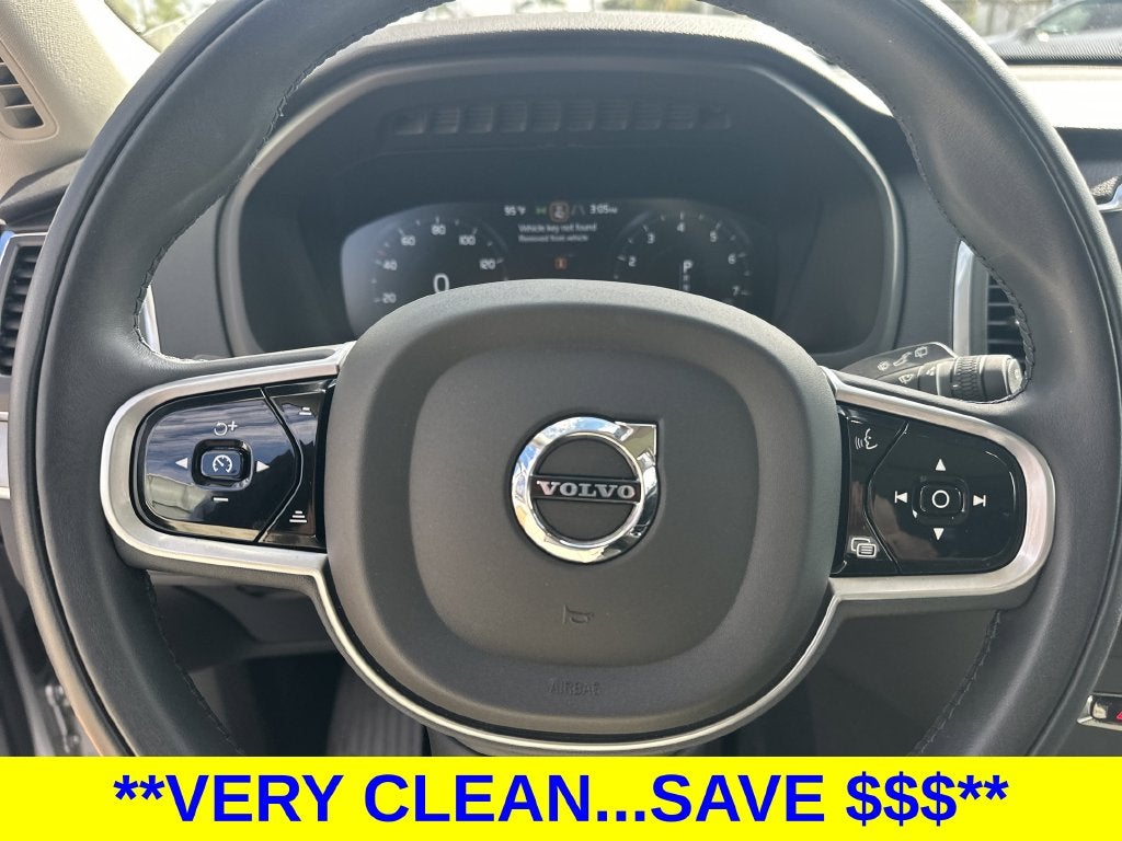 2022 Volvo XC90 T5 Momentum