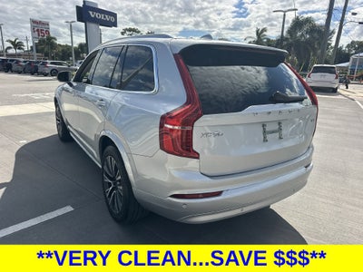 2022 Volvo XC90 T5 Momentum