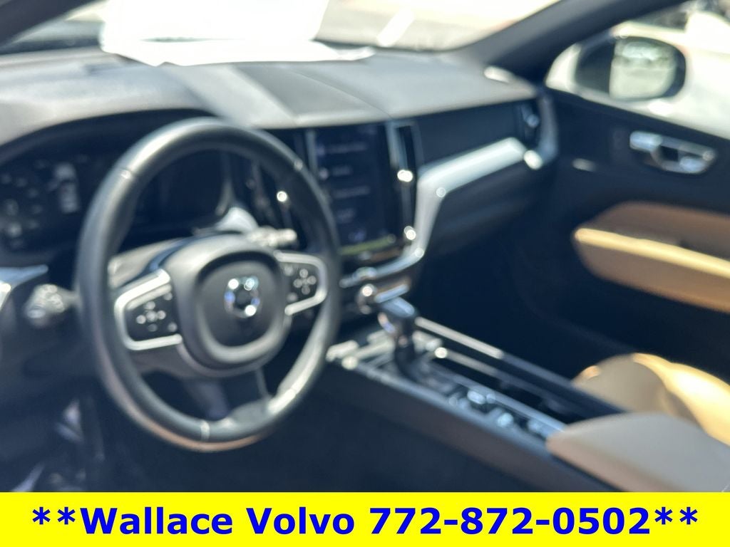 2020 Volvo XC60 T5 Momentum
