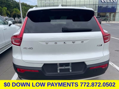 2021 Volvo XC40 Momentum