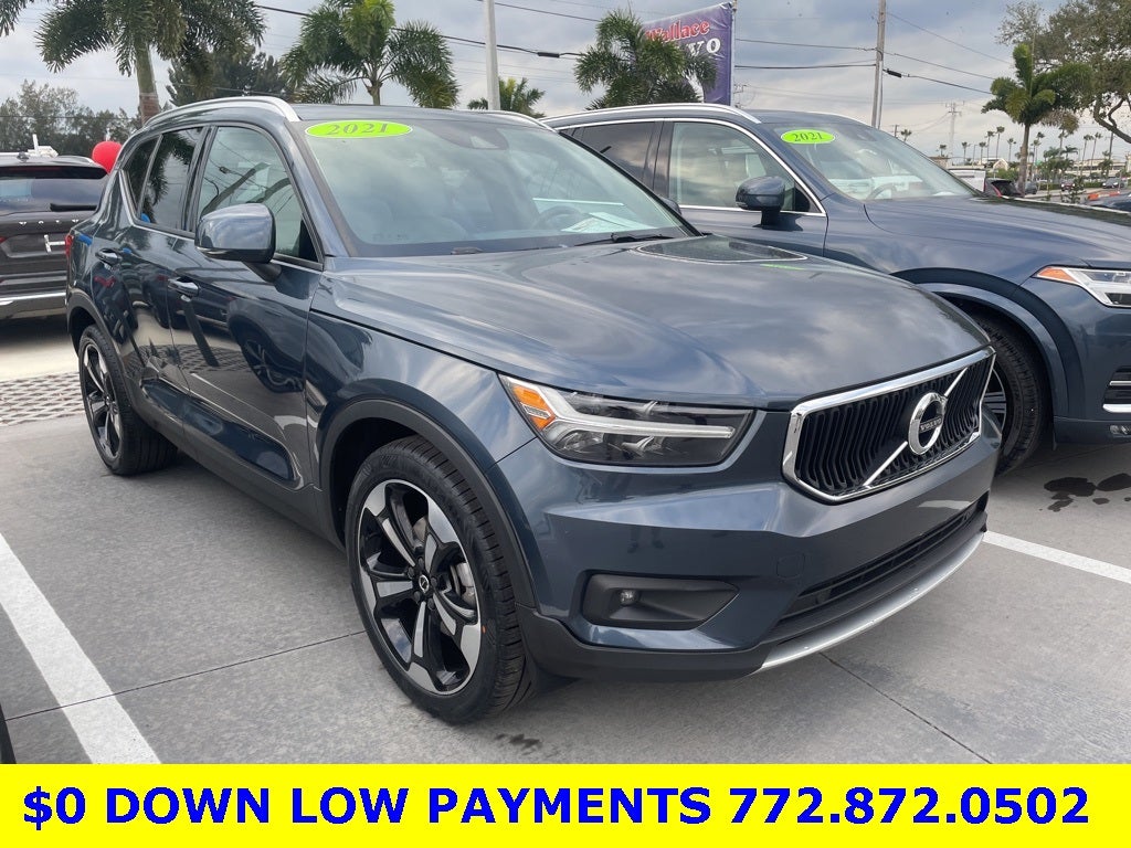 2021 Volvo XC40 Momentum