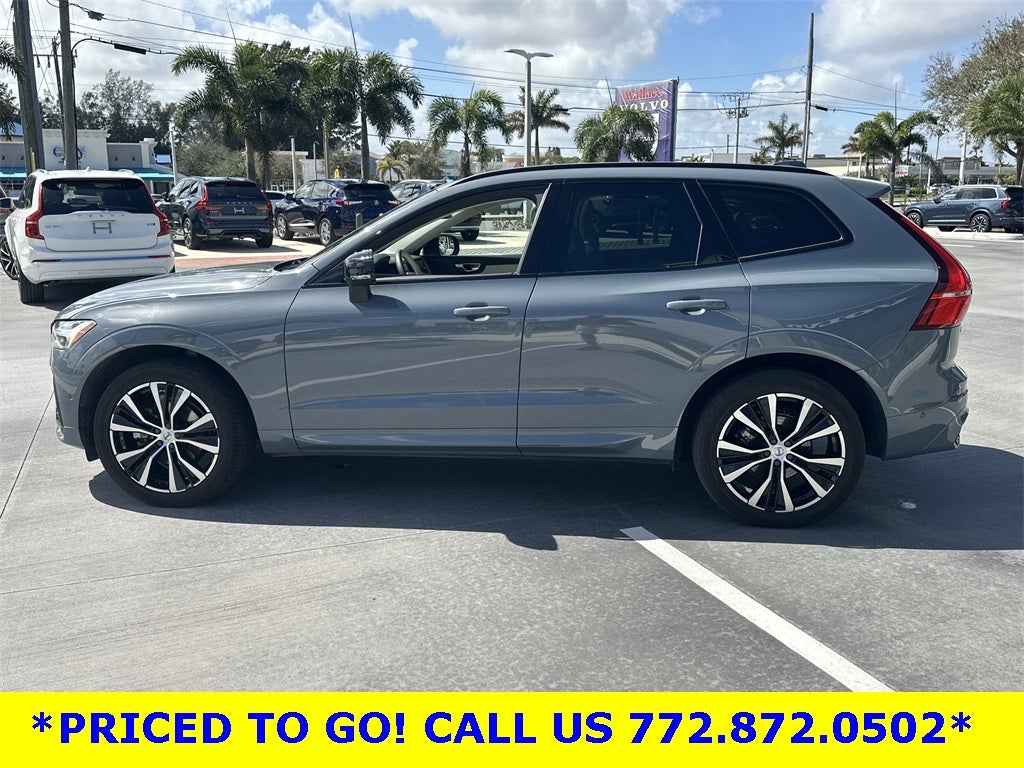 2023 Volvo XC60 B5 Plus Dark Theme