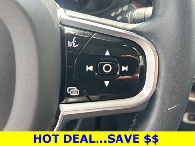 2023 Volvo XC60 B5 Plus Bright Theme