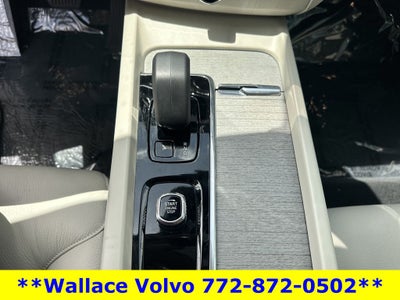 2024 Volvo XC60 B5 Plus Dark Theme