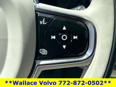 2024 Volvo XC60 B5 Plus Dark Theme
