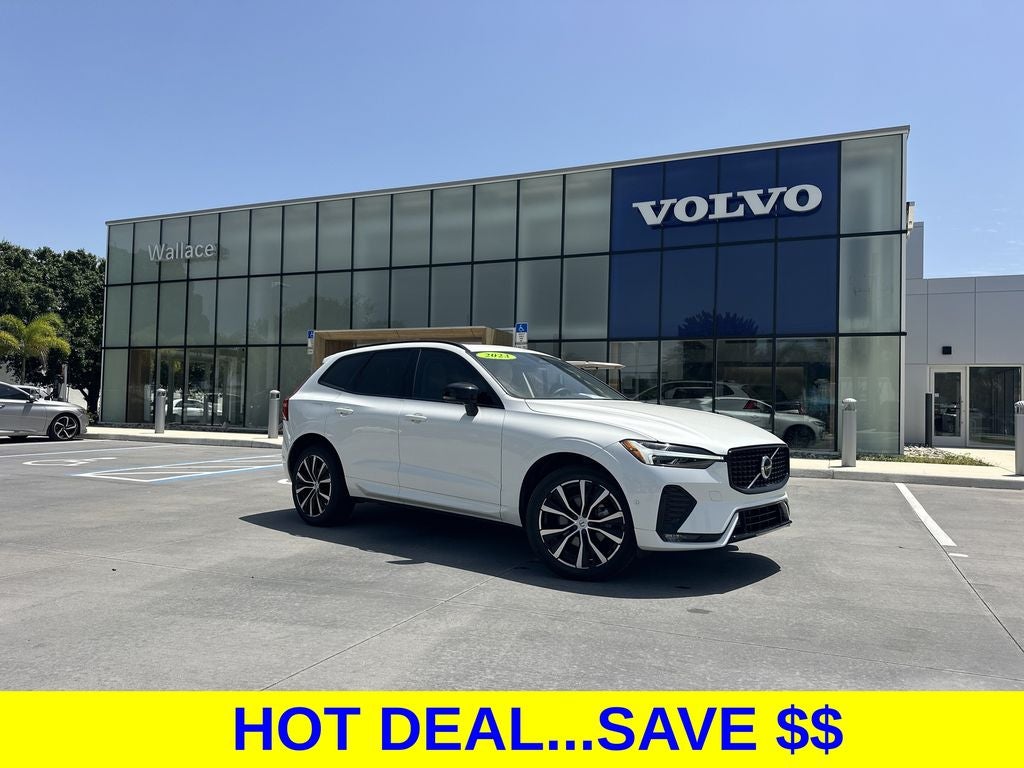 2024 Volvo XC60 B5 Plus Dark Theme