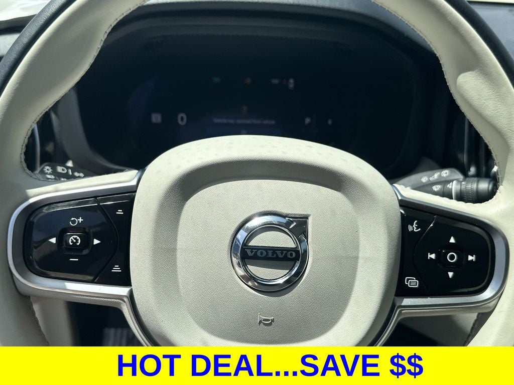 2024 Volvo XC60 B5 Plus Dark Theme