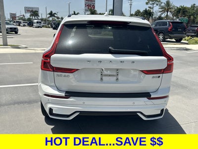 2024 Volvo XC60 B5 Plus Dark Theme