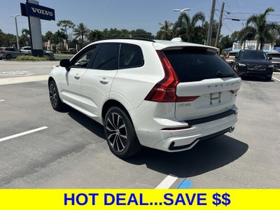 2024 Volvo XC60 B5 Plus Dark Theme