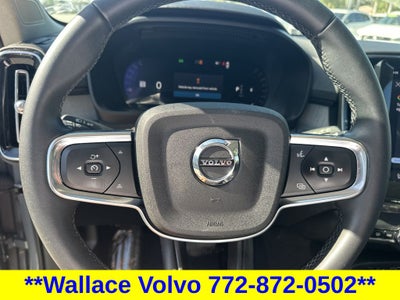 2023 Volvo XC40 B5 Plus Bright Theme