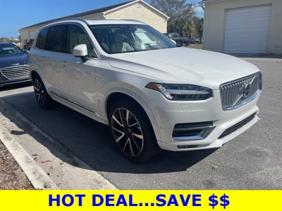 2025 Volvo XC90 B5 Plus