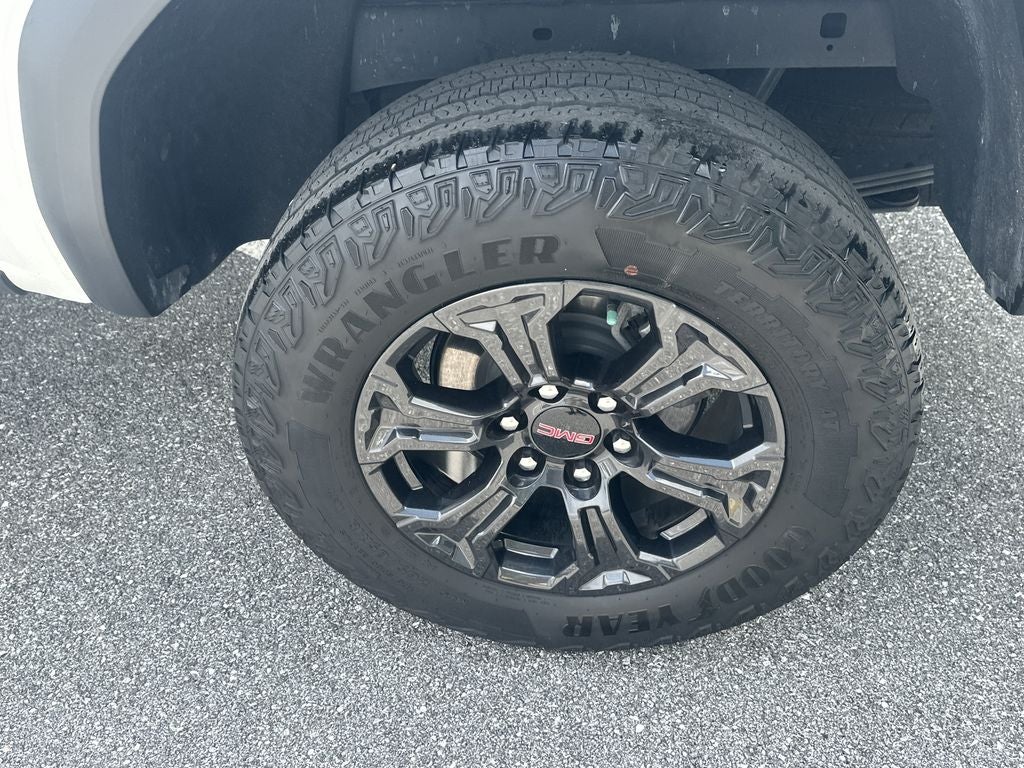 2024 GMC Canyon Elevation