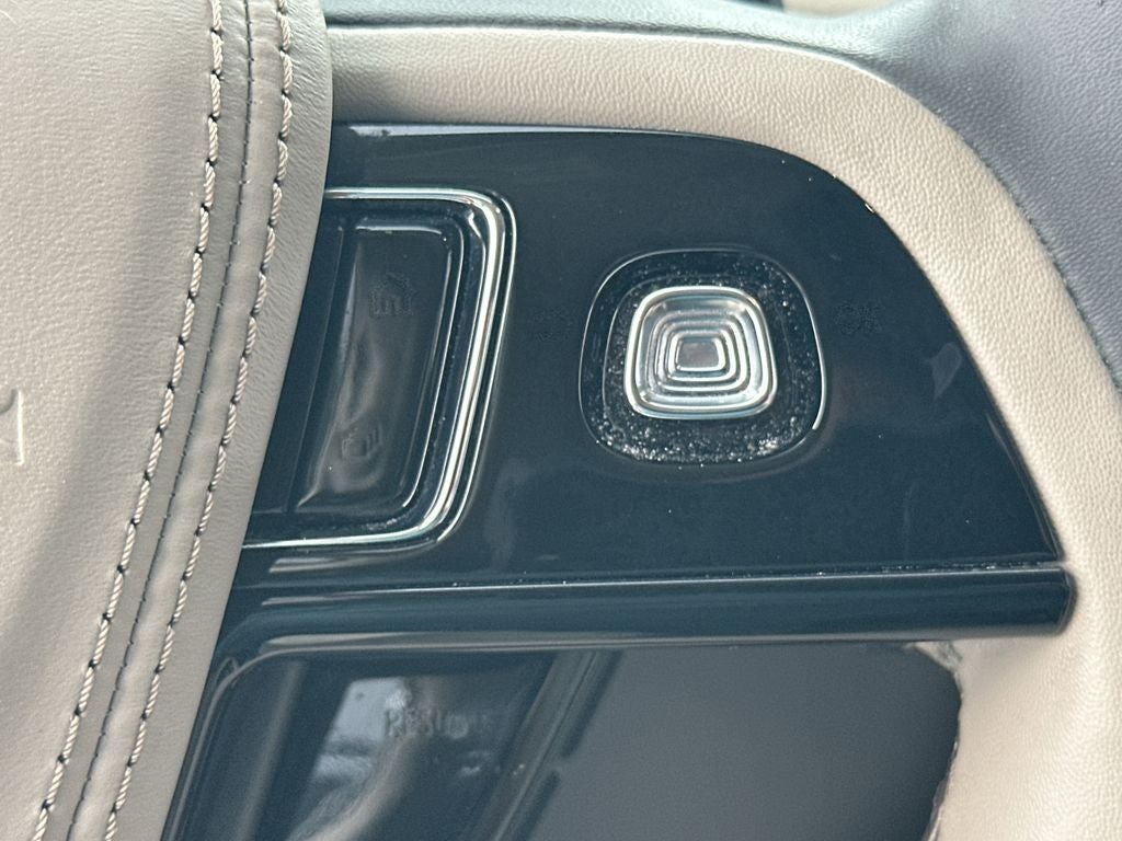 2023 Lincoln Aviator Standard