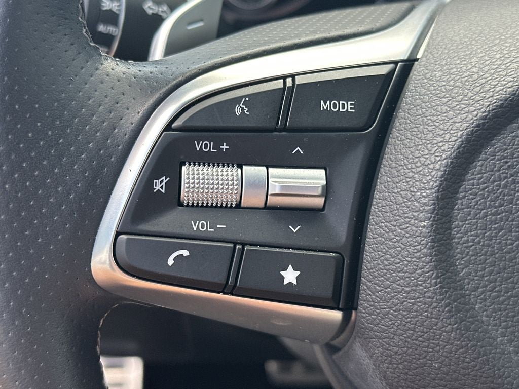 2023 Genesis G70 2.0T **ONE OWNER**