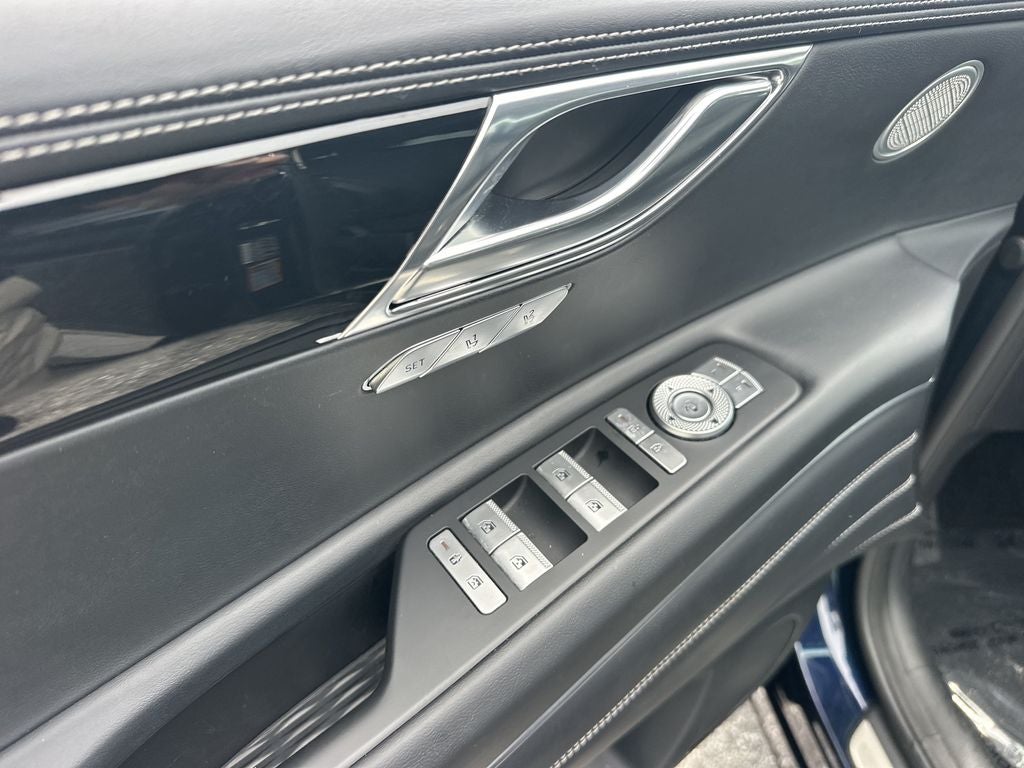 2025 Genesis GV80 2.5T
