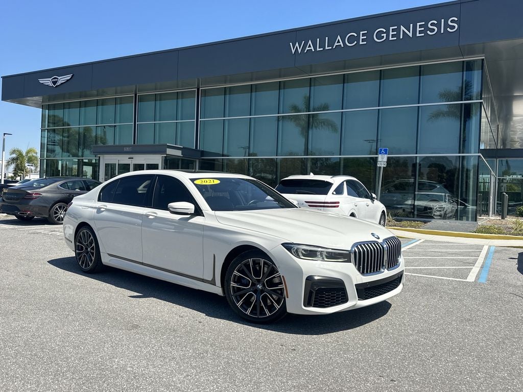 2021 BMW 7 Series 740i