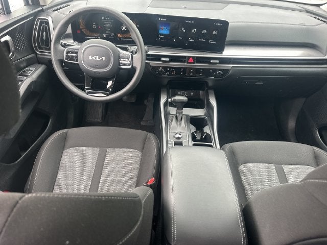 2025 Kia Sorento LX