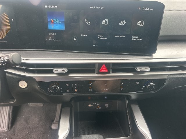 2025 Kia Sorento LX