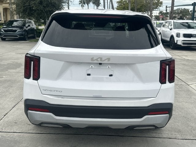 2025 Kia Sorento LX
