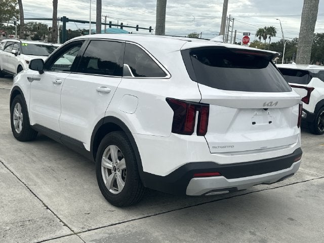 2025 Kia Sorento LX