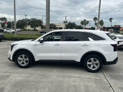 2025 Kia Sorento LX