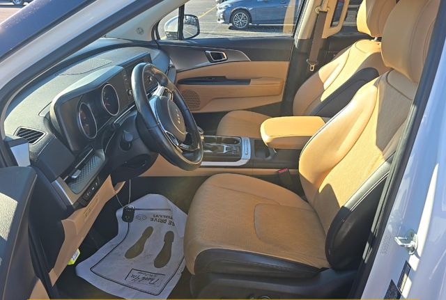 2022 Kia Carnival LXS