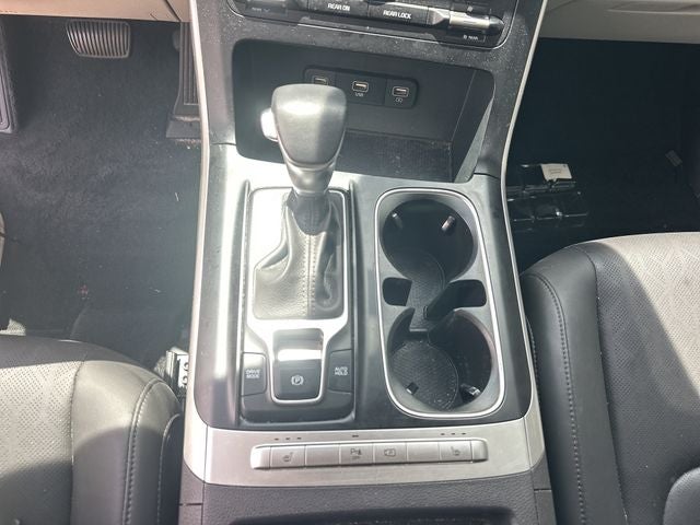 2024 Kia Carnival LX Seat Package