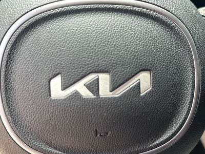 2024 Kia Carnival LX Seat Package