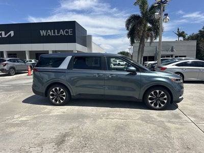 2024 Kia Carnival EX