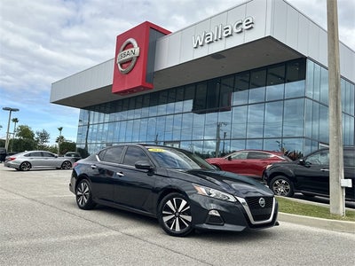 2022 Nissan Altima 2.5 SV