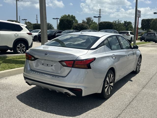 2021 Nissan Altima 2.5 SL