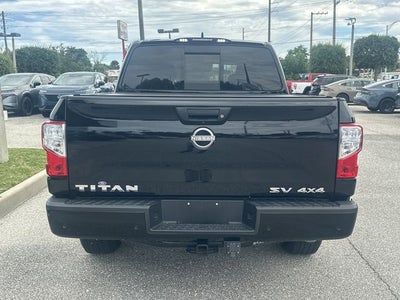 2024 Nissan Titan SV