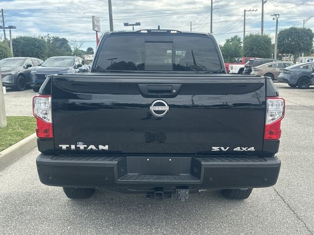 2024 Nissan Titan SV