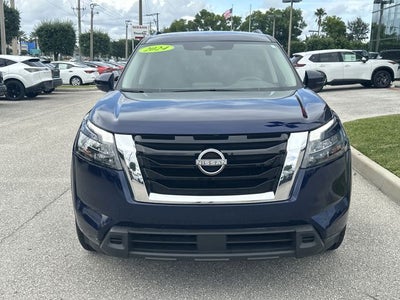 2024 Nissan Pathfinder SV