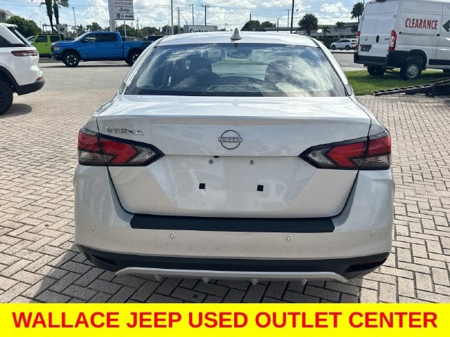 2025 Nissan Versa 1.6 SV