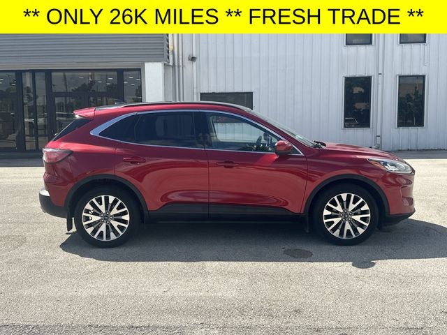 2022 Ford Escape Titanium