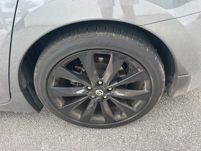 2020 Nissan Maxima SR