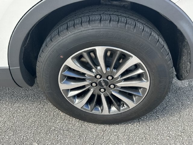 2023 Lincoln Nautilus Standard
